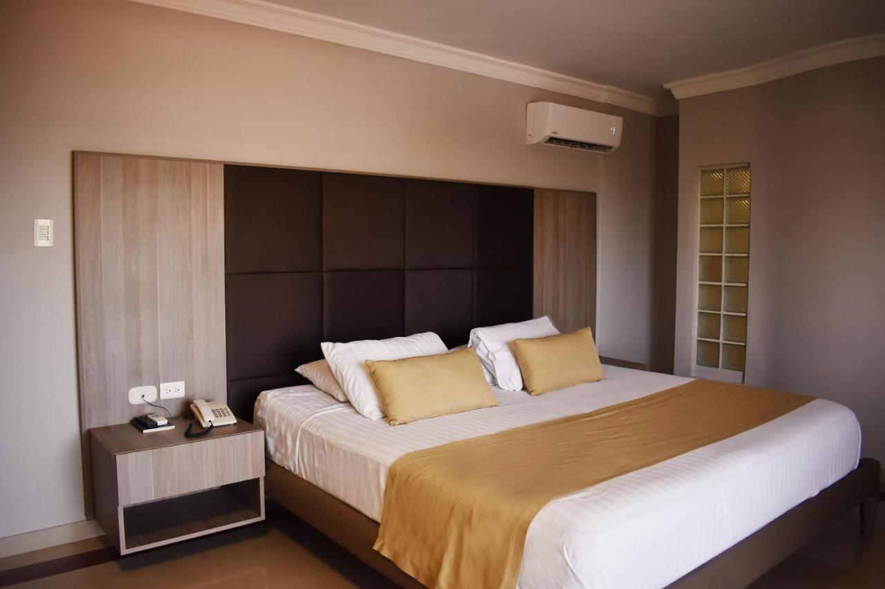 Hotel Caribe 79 Barranquilla  Exteriör bild