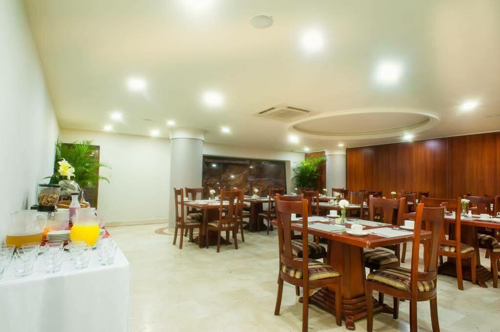 Hotel Caribe 79 Barranquilla  Exteriör bild